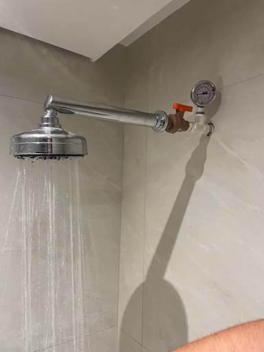 Conferência de instalação de gás e água